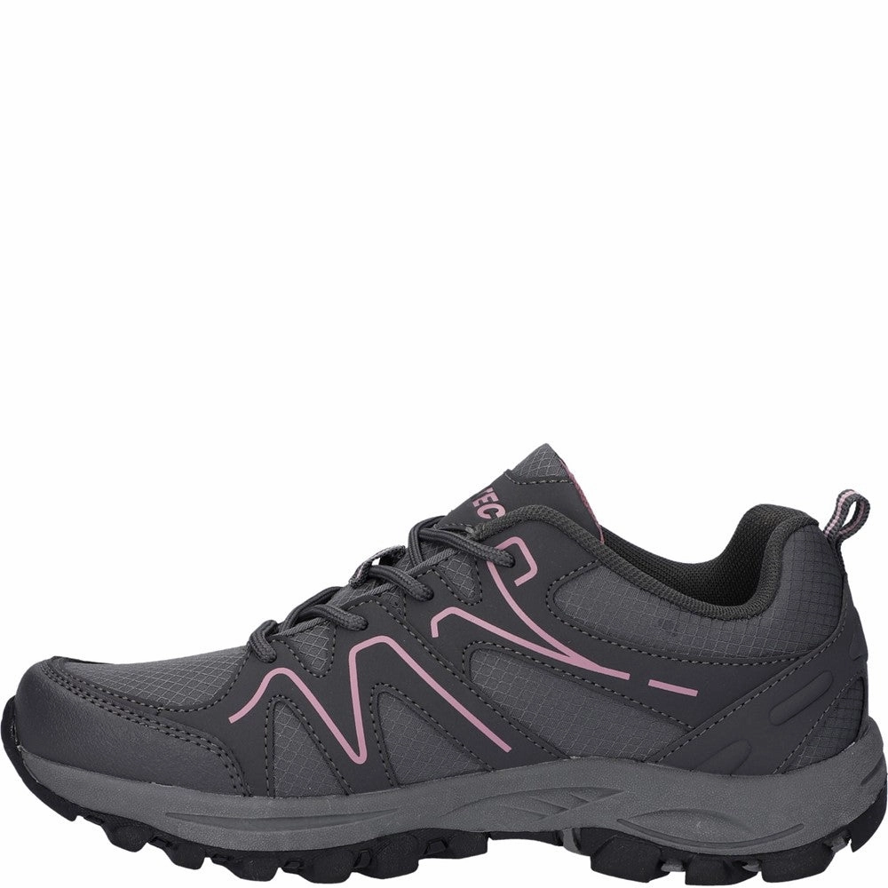 Hi-Tec Maine Shoes Move-Ready Looks In-Motion Look