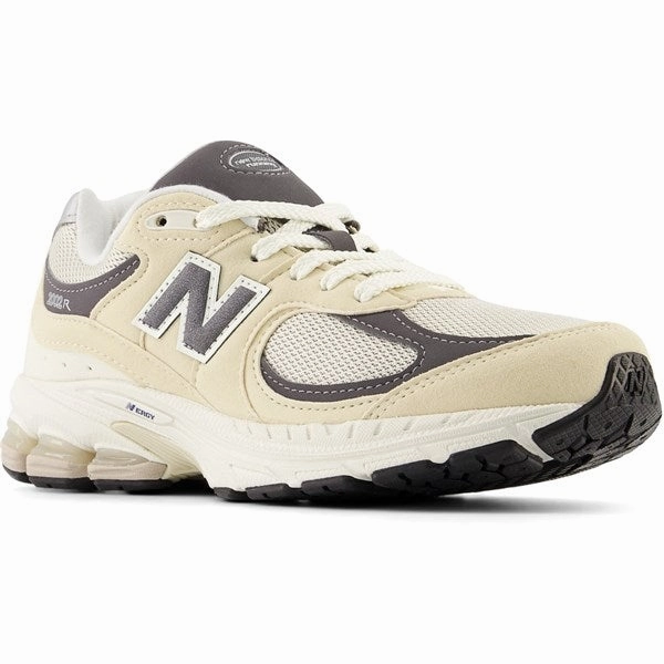 Street Clarity Flow-Forward New Balance 2002 Kids Sneakers Sandstone