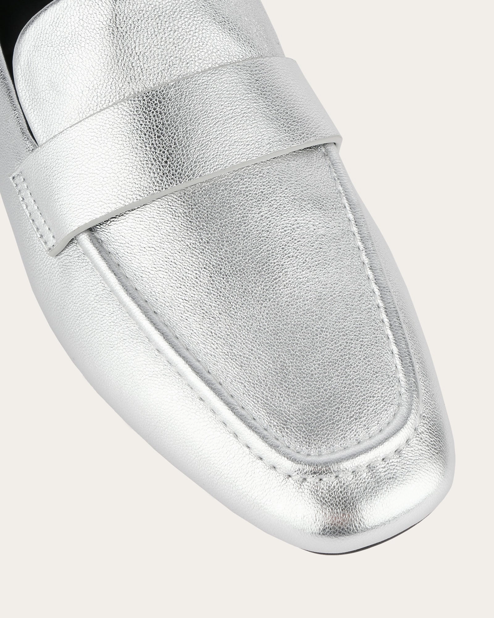 Bowen Loafers Silver Leather Modern Casuals