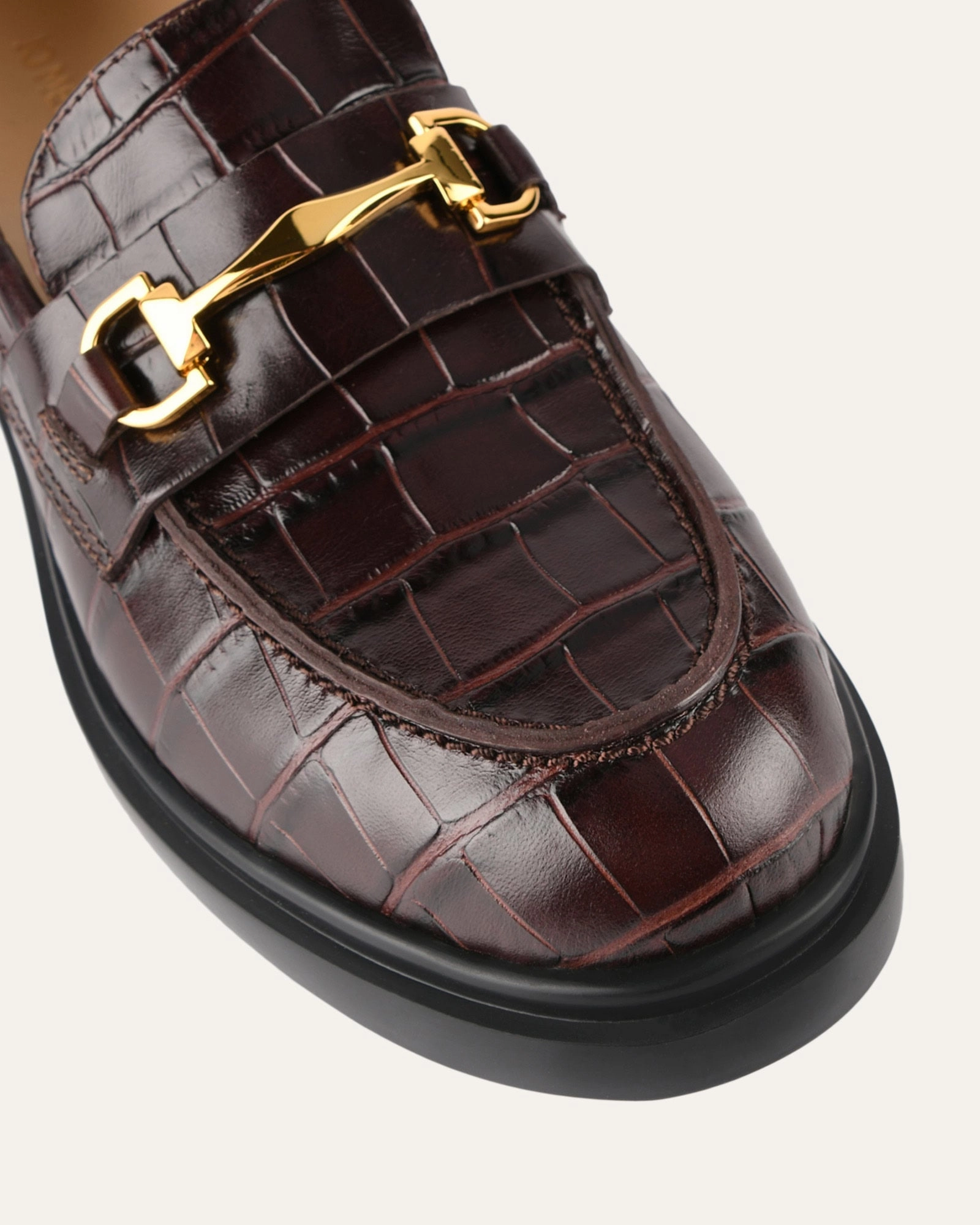 Julio Loafers Chocolate Croc Effortless Utility