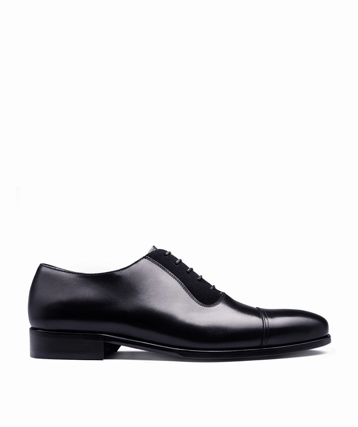 Heathrow Black Richelieu Lifestyle Engineered Versatile Drop