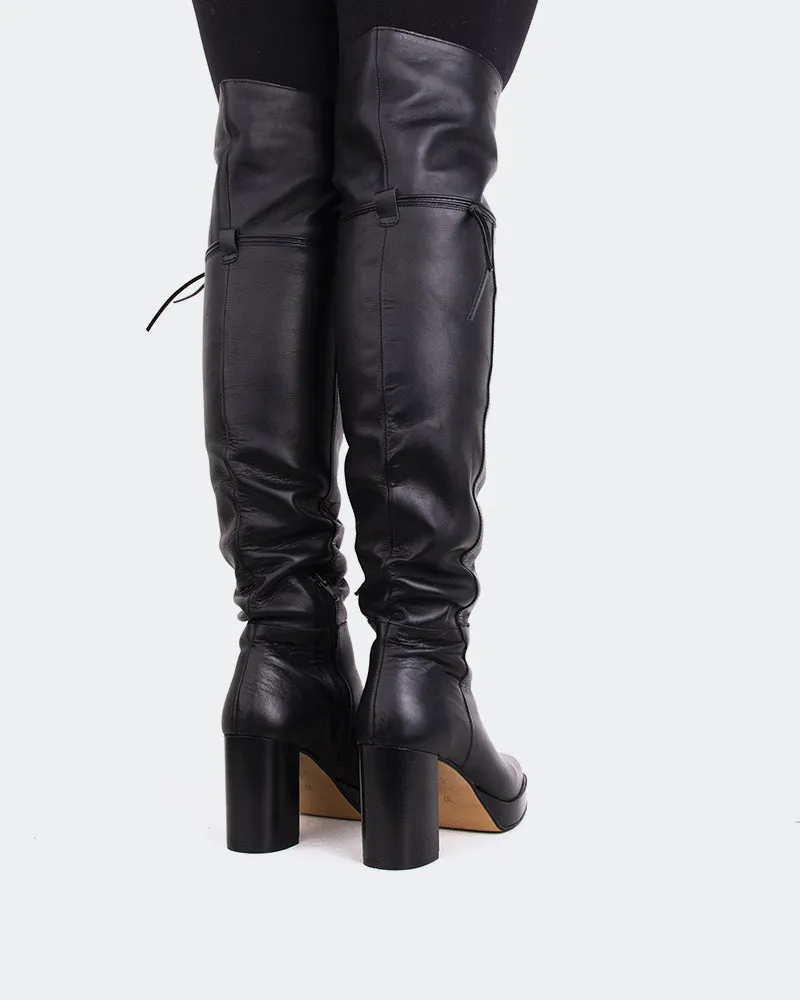 Subtle Style Gear Designed To Shift Veneto Black Leather
