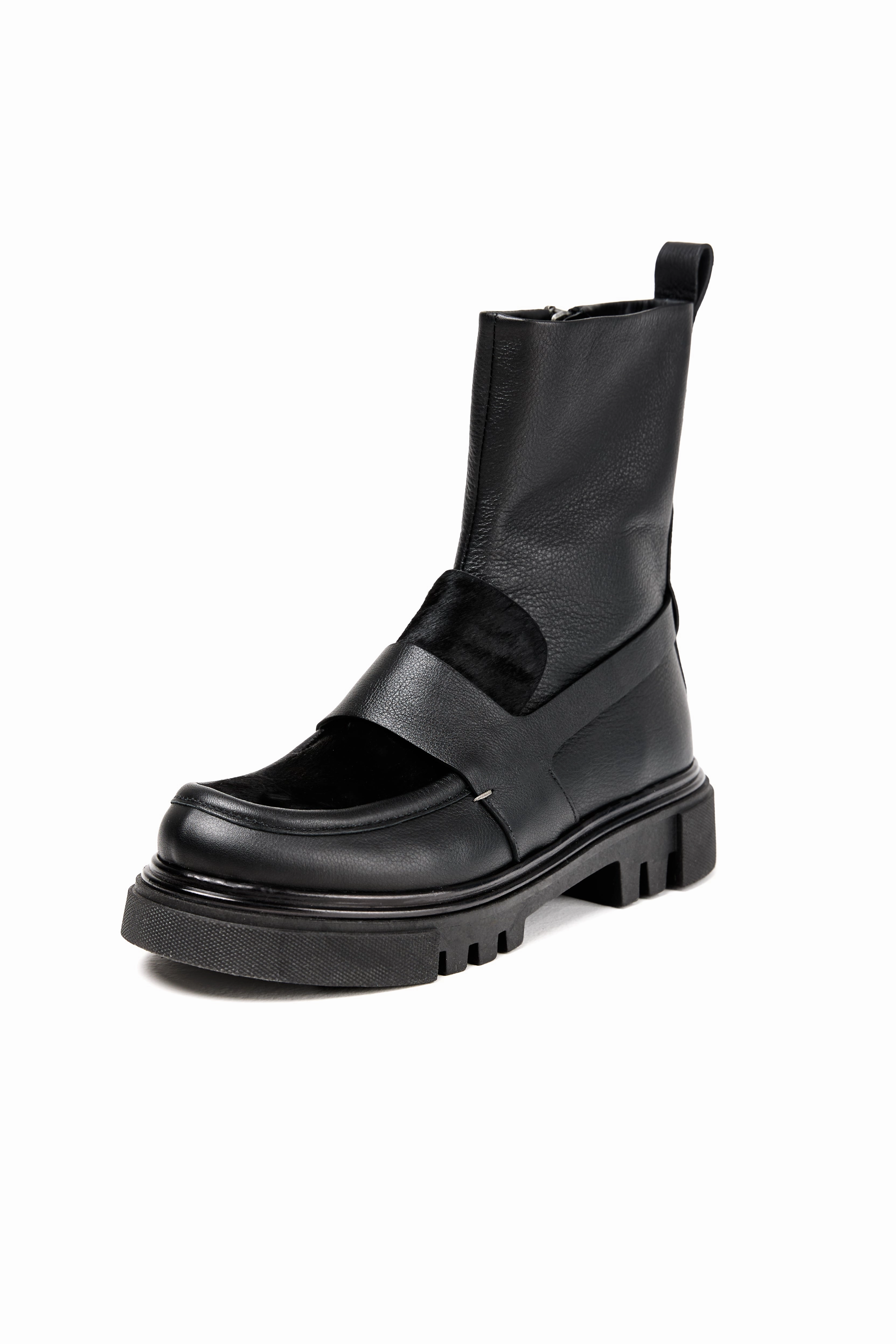 Mousse Leather Ankle Boot Moccasin In Pony Sfumato Nero Bold In Simplicity No-Fuss Fit