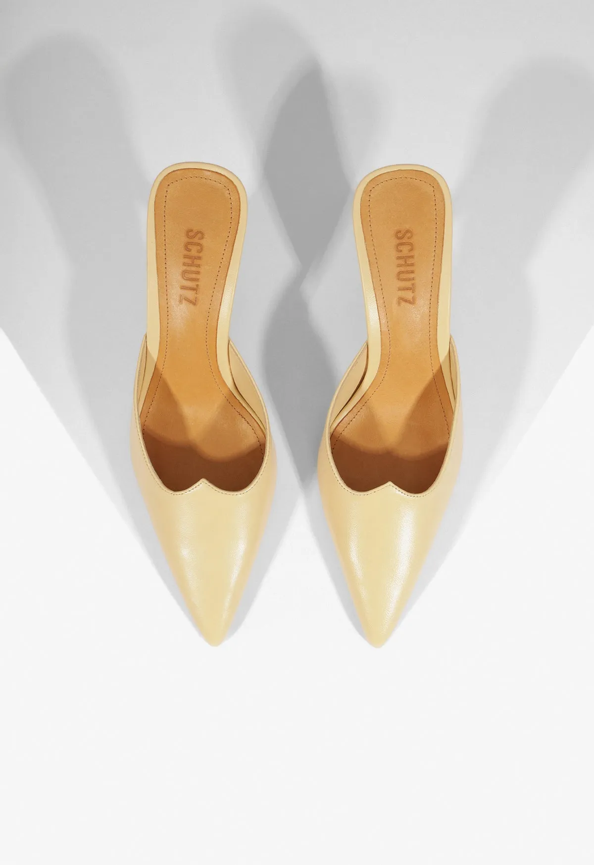 Buffy Mid Stiletto Beige Pump Streamlined By Design