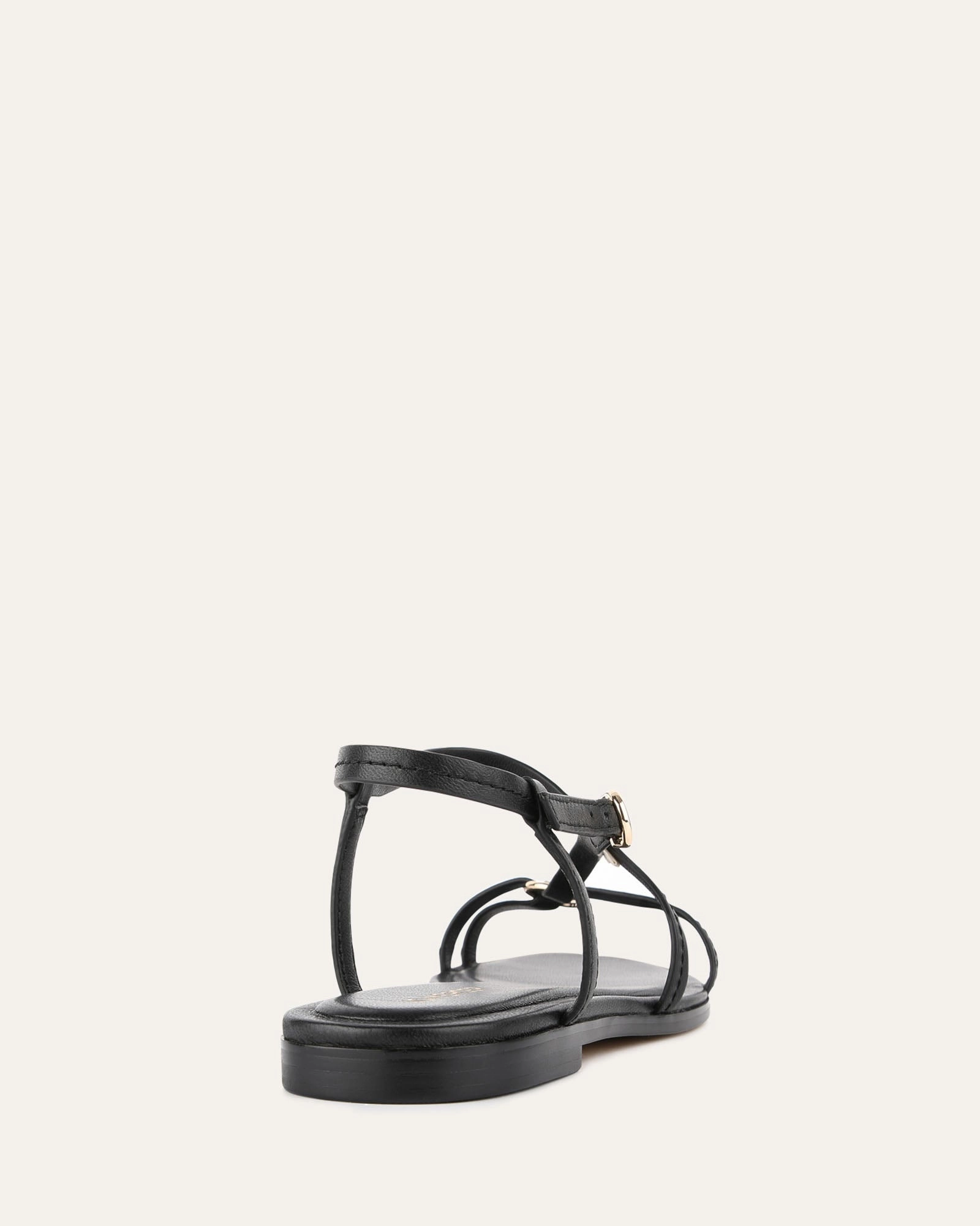 Addi Flat Sandals Black Leather Form Meets Calm Laid-Back Luxe