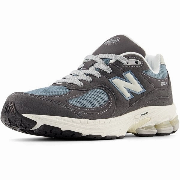New Balance 2002 Kids Sneakers Magnet Essence Of Movement