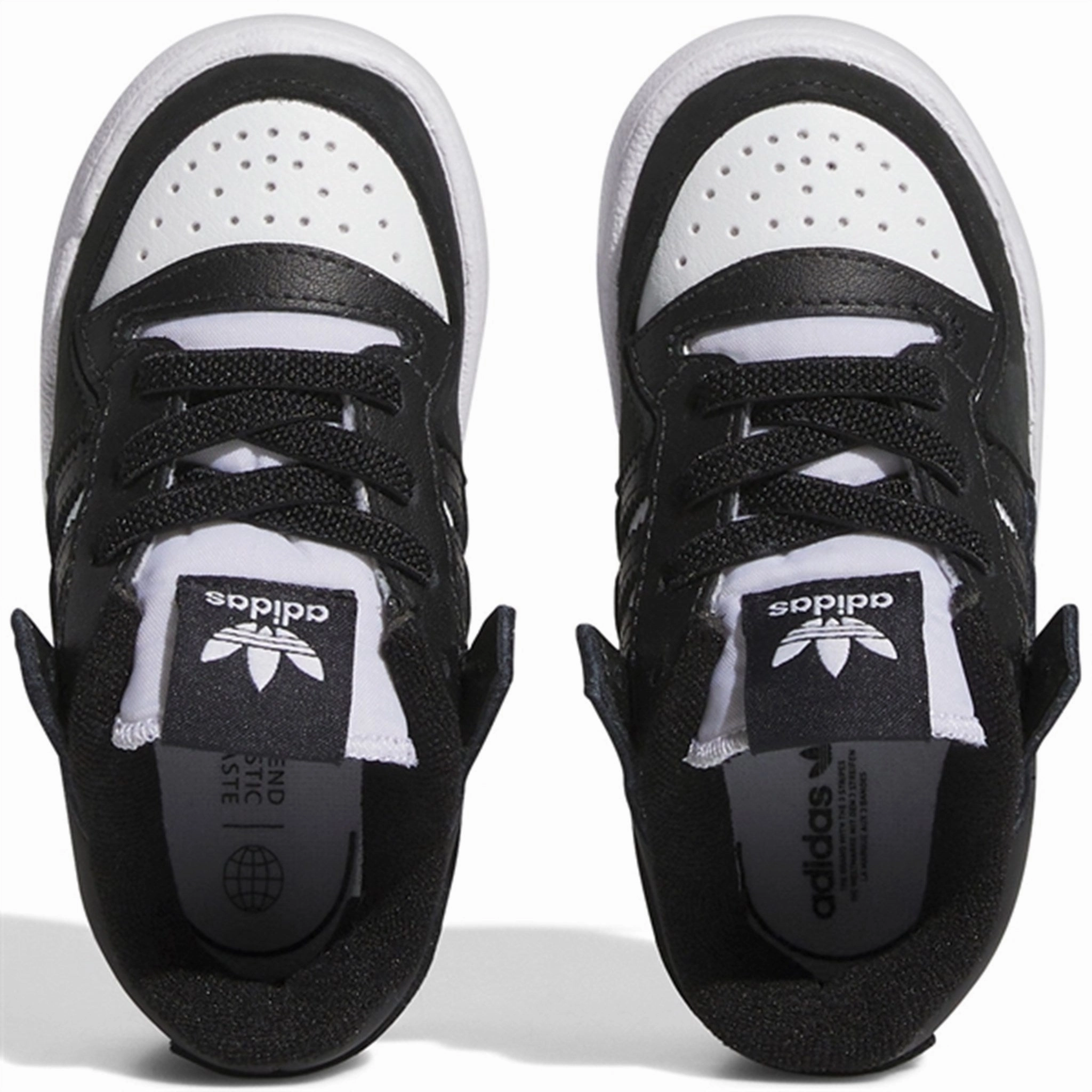 Fit To Adapt Active Core Adidas Basketball Forum Low Sneakers Core Black / White