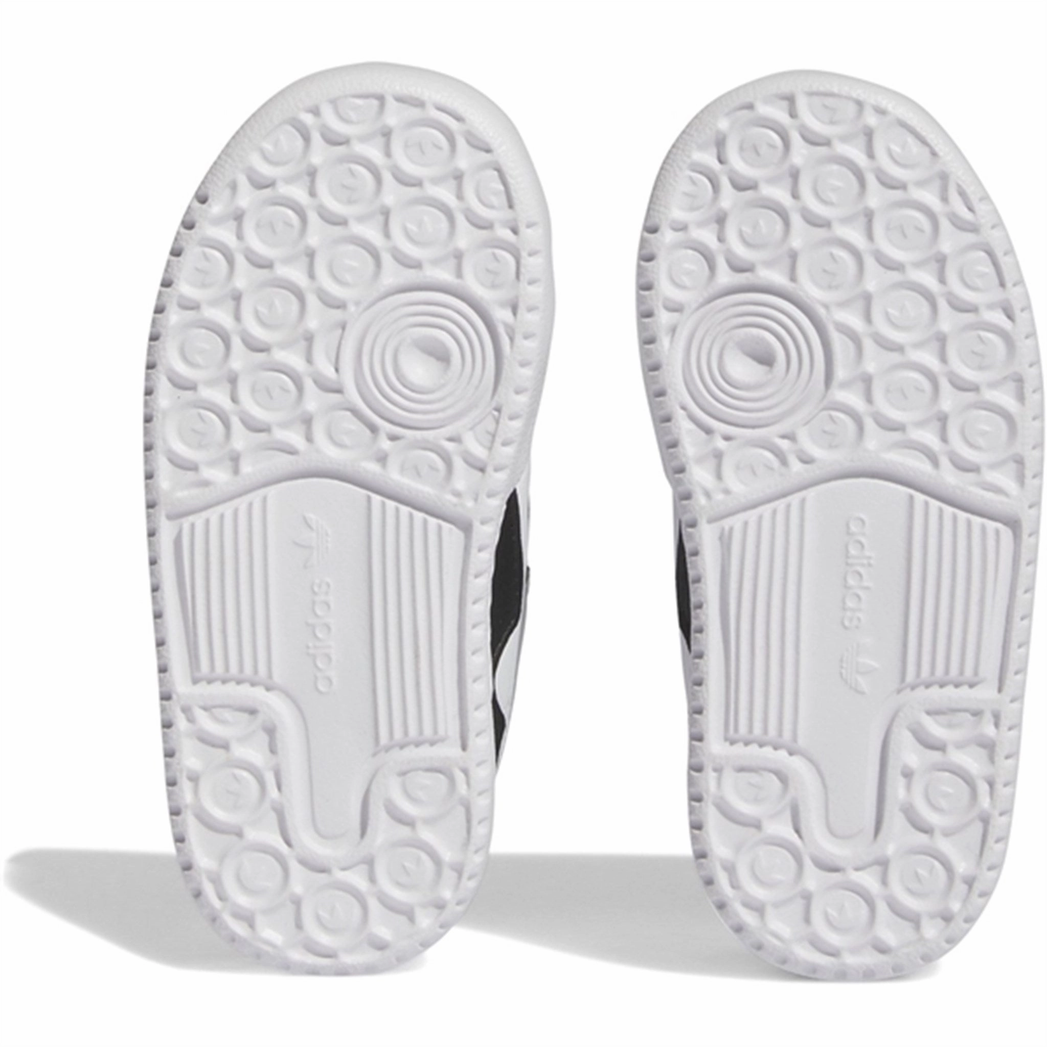 Change-Ready Adidas Forum Low Shoe Black/White
