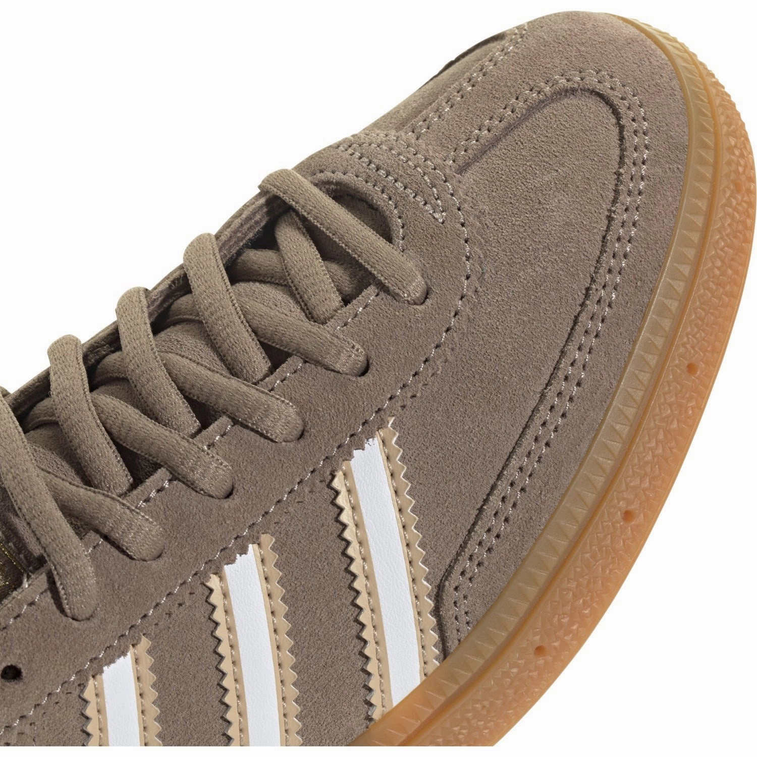 Adidas Originals Chalky Brown/Ftwr White/Magic Beige Handball Spezial J Sneakers Evolved Form Edge And Ease