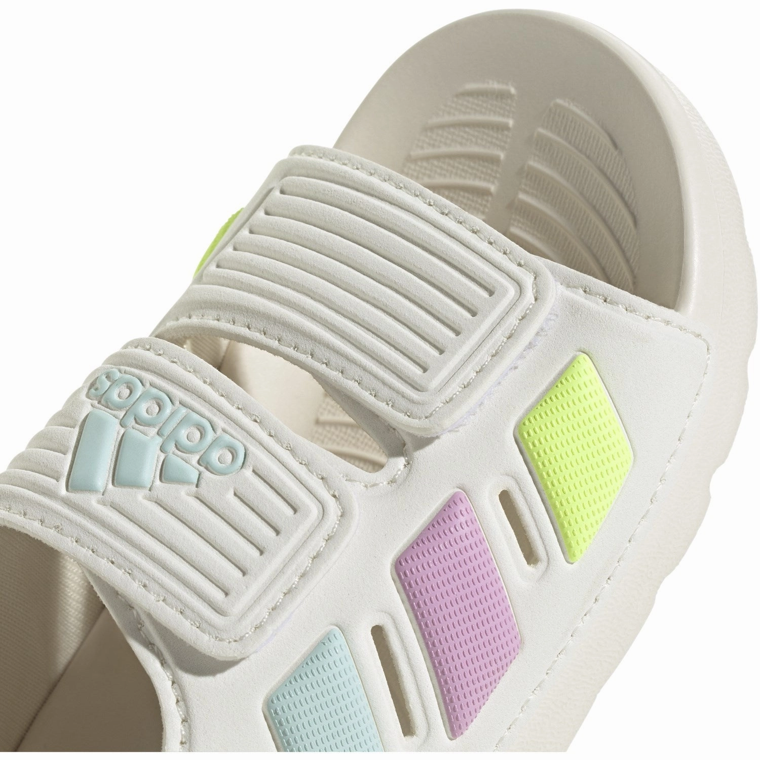 Adidas Originals Off White/Bliss Lilac/Halo Mint Altaswim 2.0 I Sandal Lightweight Presence Style That Adapts
