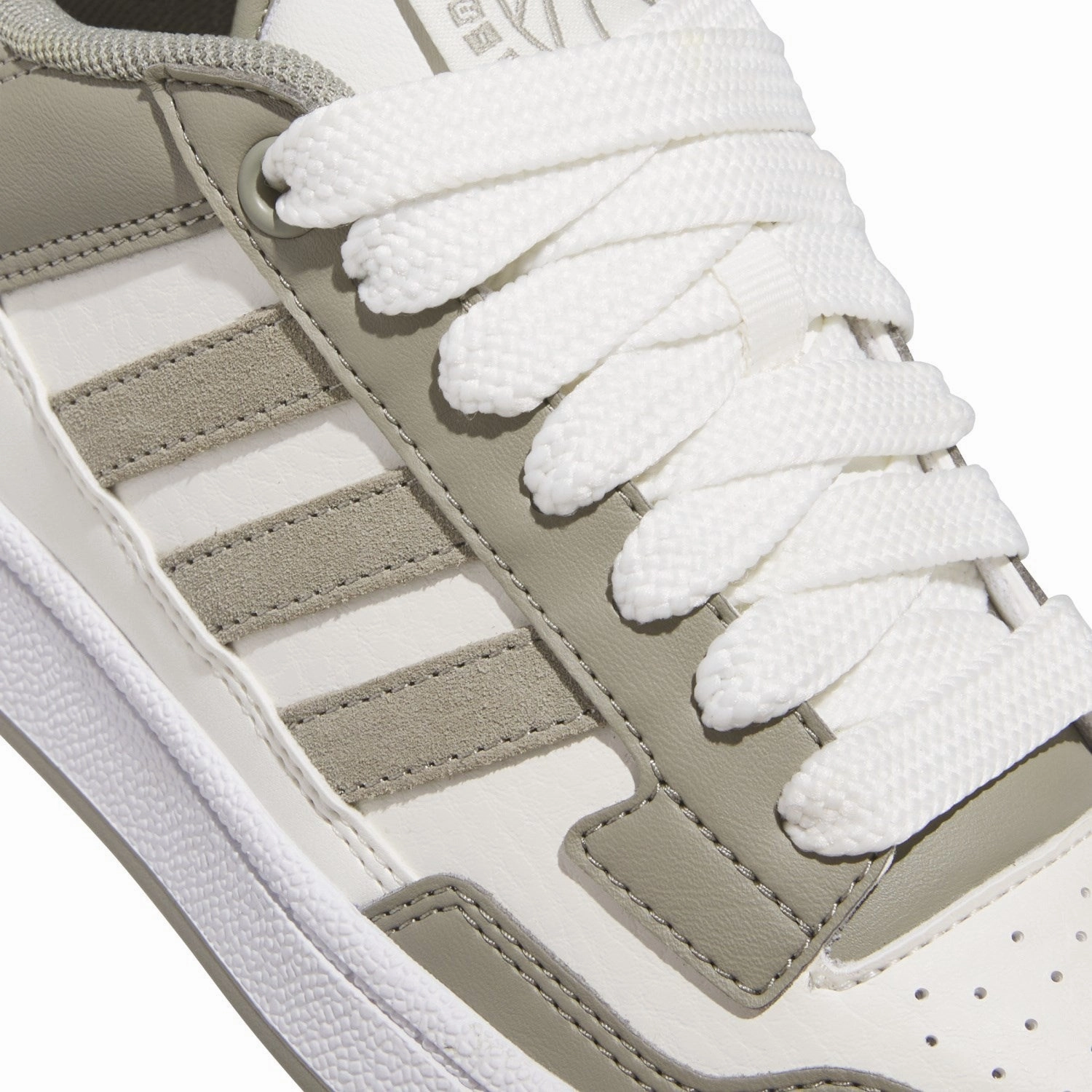 Live-Core Adidas Originals Silver Pebble/Cloud White/Ftwr White Rapid Court Low J Sneakers