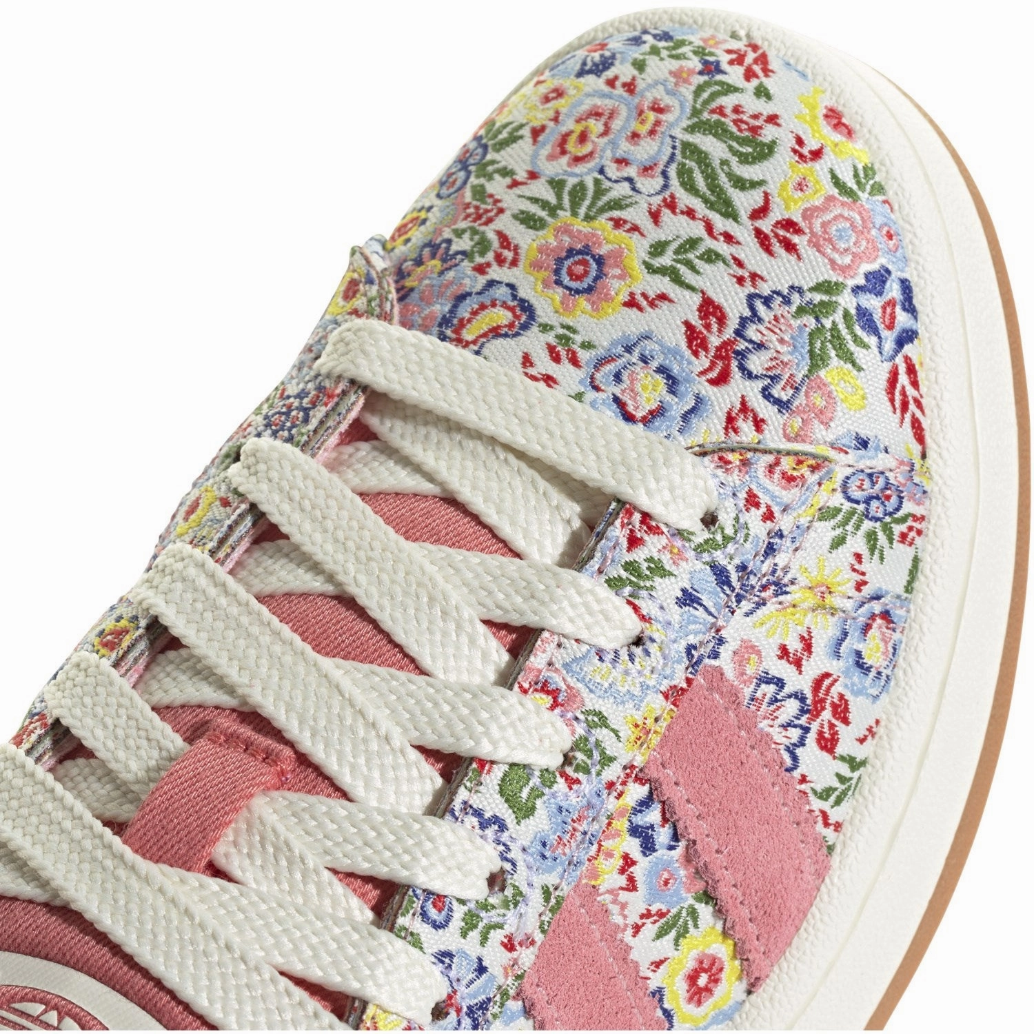 Effortless Edge Minimal Mood Adidas Originals Supplier Colour/Off White/Gum 2 Campus 00S J Sneakers