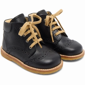 Gear For Today Angulus Black Classic Lace-Up Shoe With Brogue Details