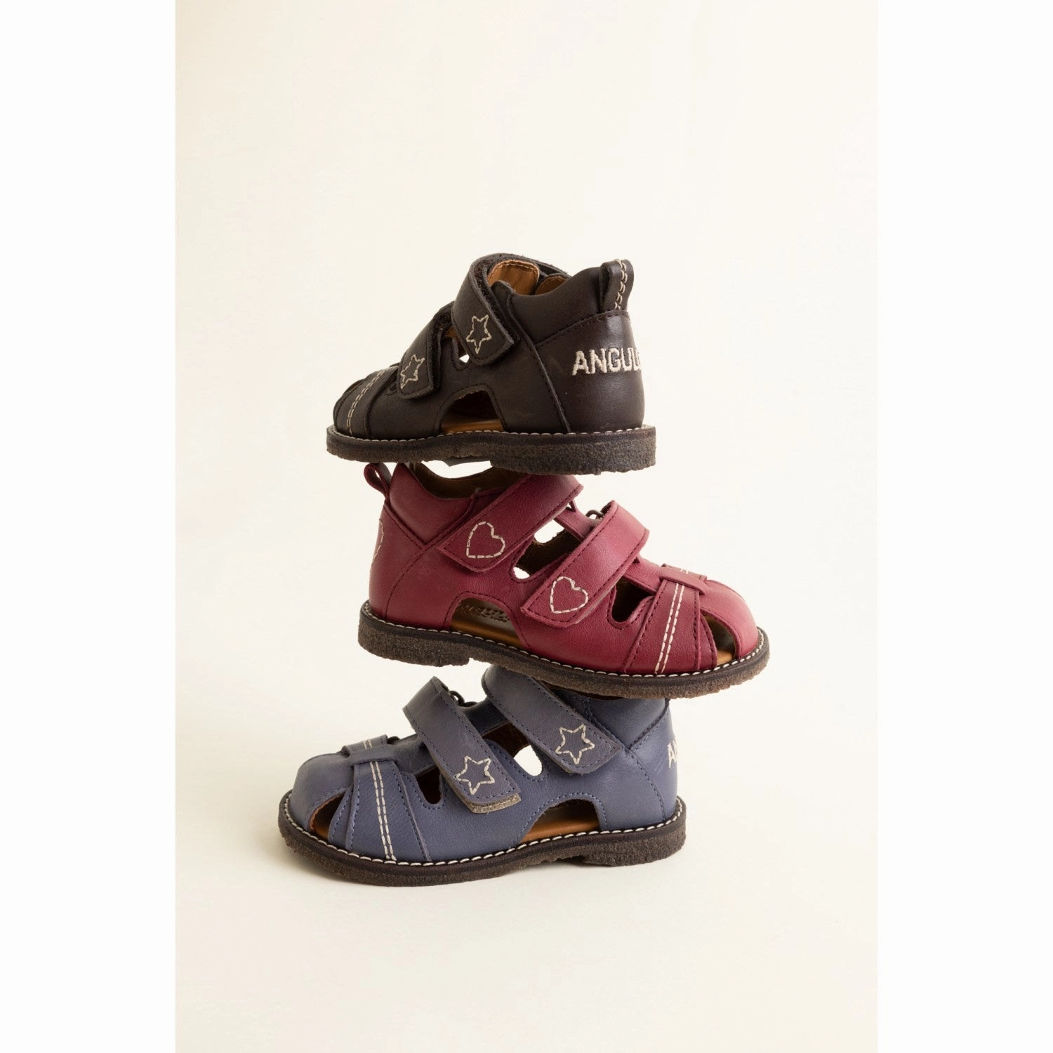 Made To Roam Form Meets Calm Angulus Indigo Sandal Med Stjernebroderi