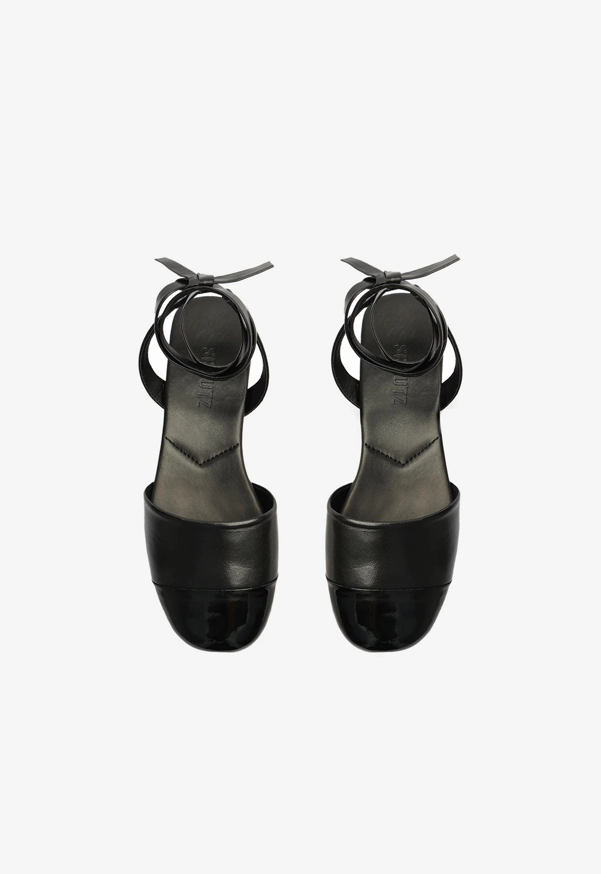 Move All Day Ariel Leather Flat
