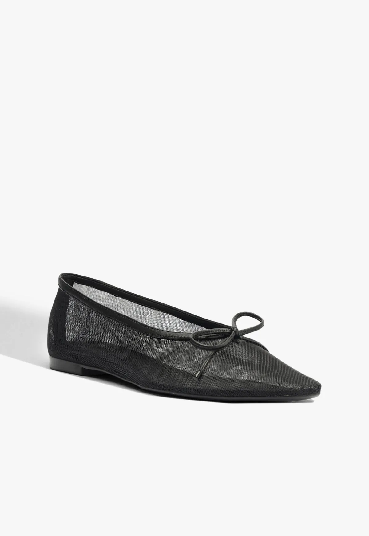 Arissa Mesh Fabric Flat Soft-Fit System Future-Forward Comfort