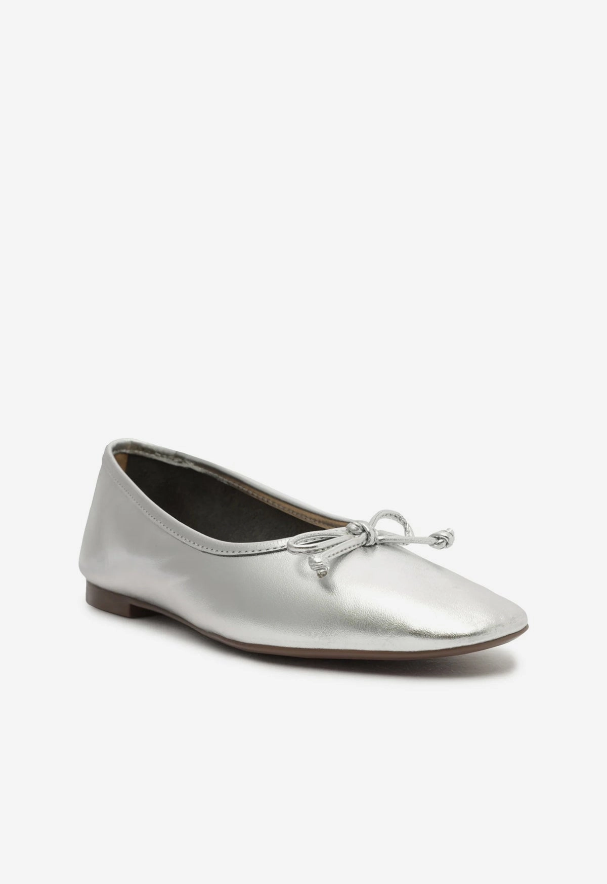 Live With Intent Anywhere Utility Arissa Silver Leather Ballet Flat
