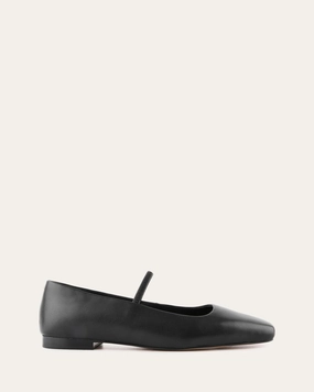 Made To Perform Subtle Signature Avery Casual Flats Black Leather