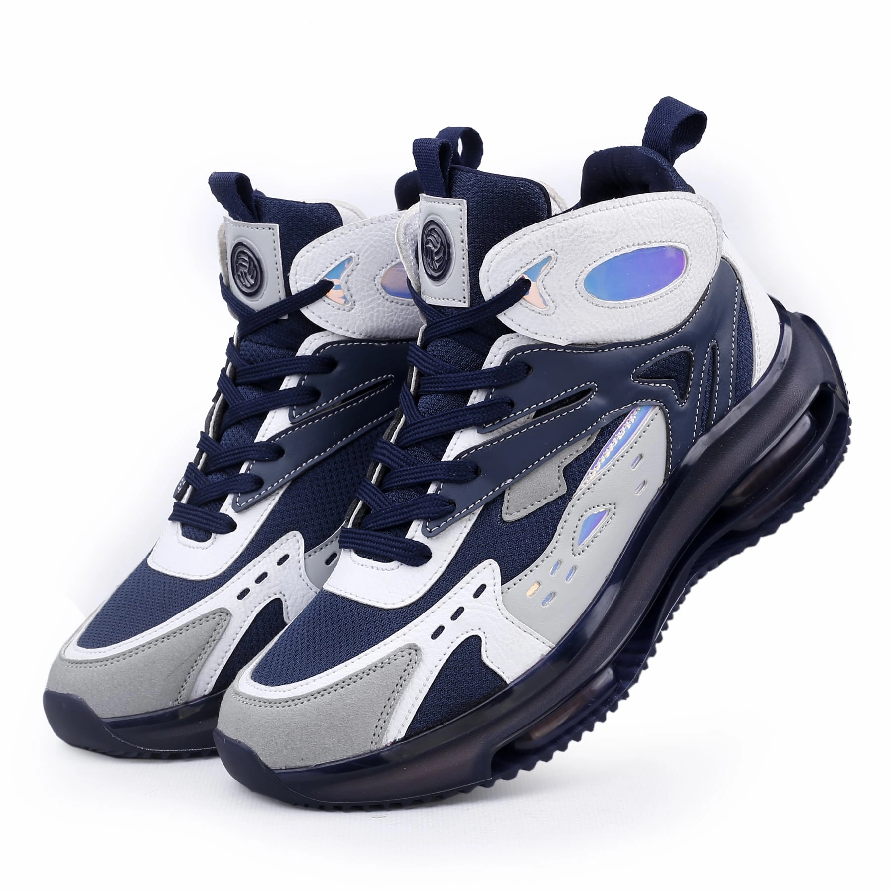 Minimal Movement Driven By Comfort Bacca Bucci Grand
