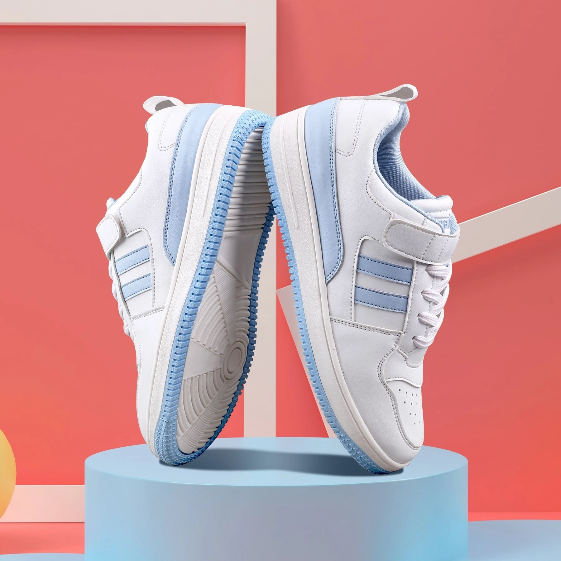 Less Is Bold Crafted To Wear Bacca Bucci Phoenix Low-Top Fashion Women'S Sneakers With Hook & Loop Closure