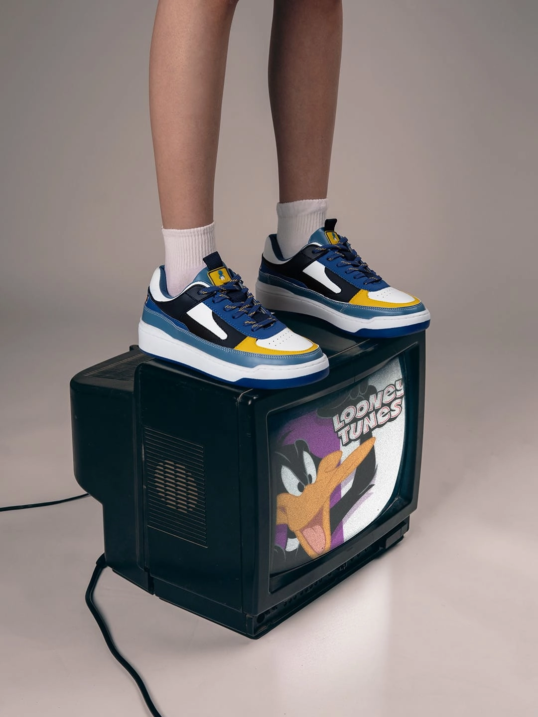 Chill-Crafted Bacca Bucci X Looney Tunes Road Runner Rush Women Sneakers