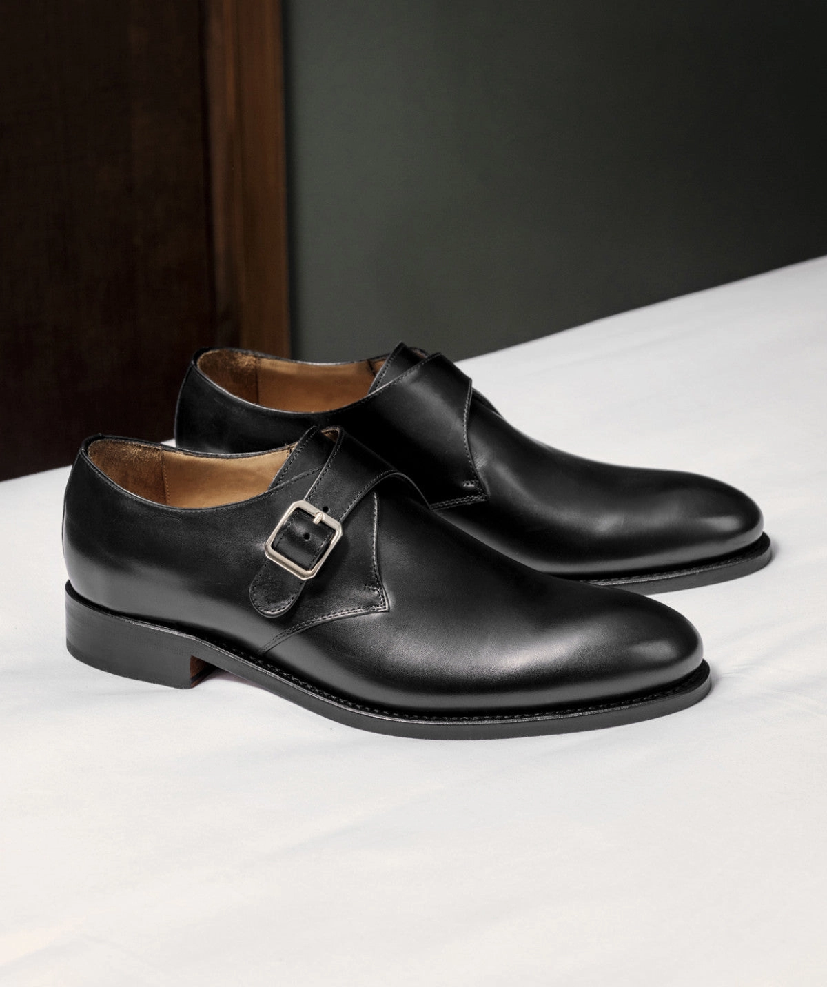 Carry Your Vibe Beckett Black Buckle