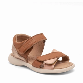 Cool Fitwear Future-Forward Comfort Bisgaard Cognac Sofie Sandal