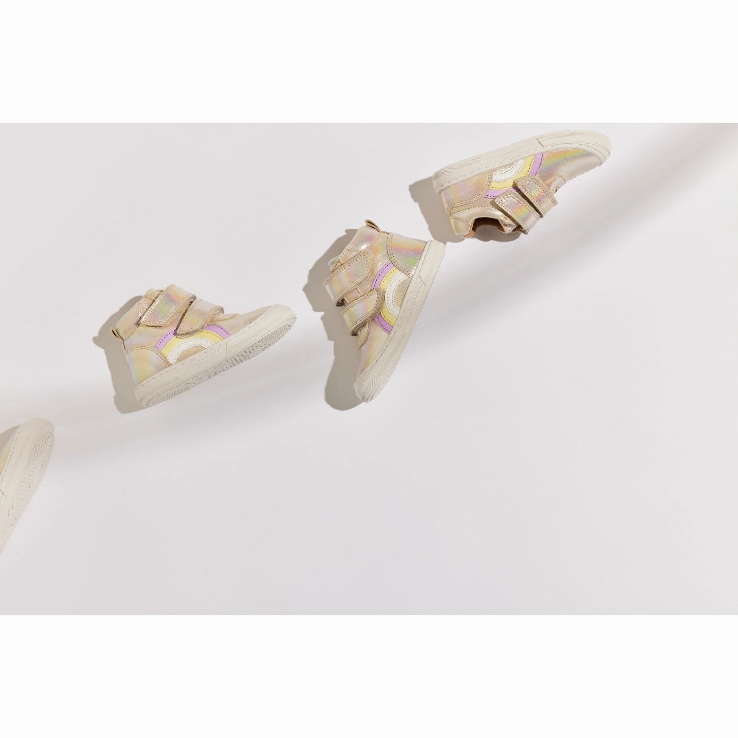 Ease In Motionwear Bisgaard Galaxy Rainbow Low Velcro Shoe