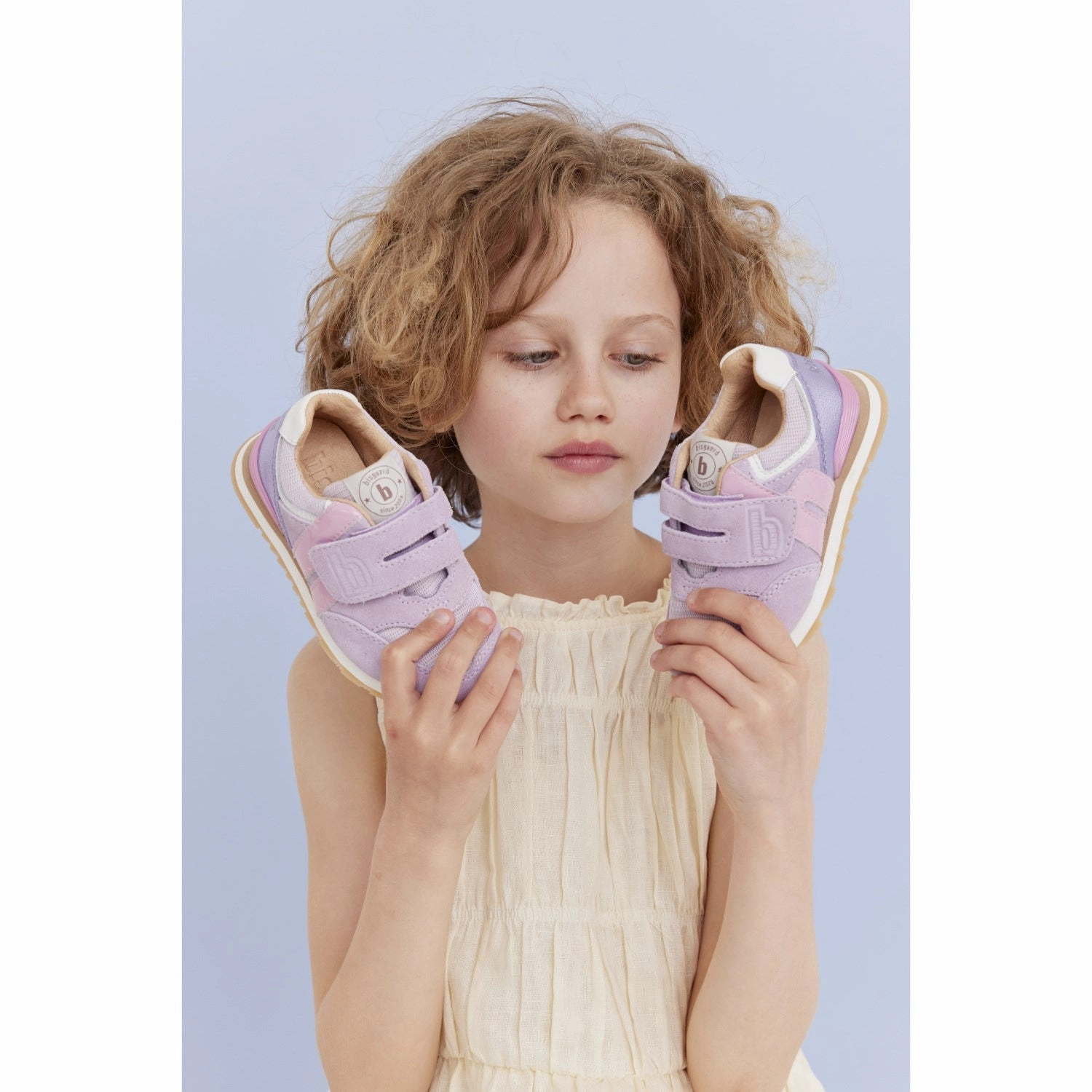 Relaxed Motion Bisgaard Heather Winston Velcro Shoe