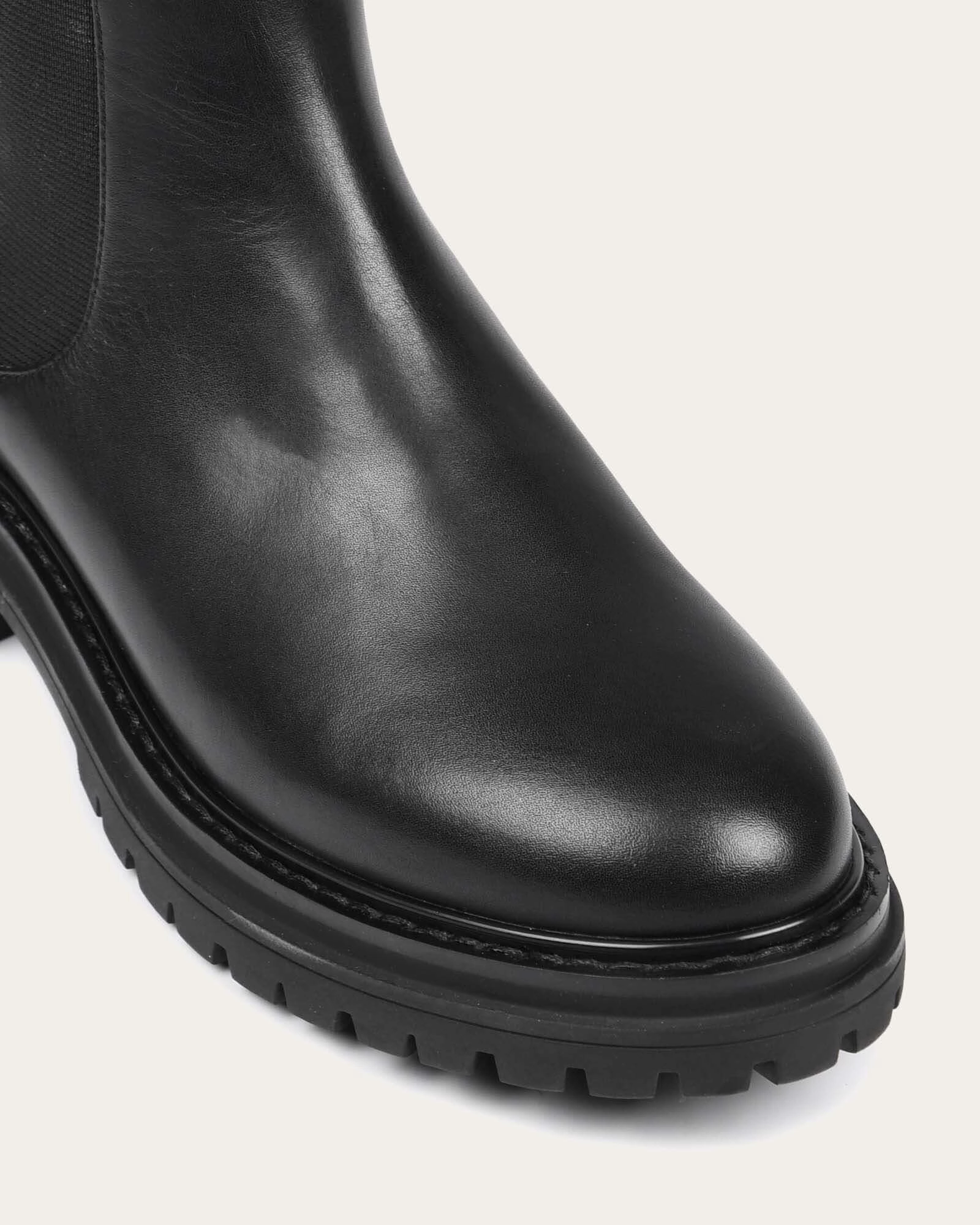 New Urbanism Bloom Flat Ankle Boots Black Leather