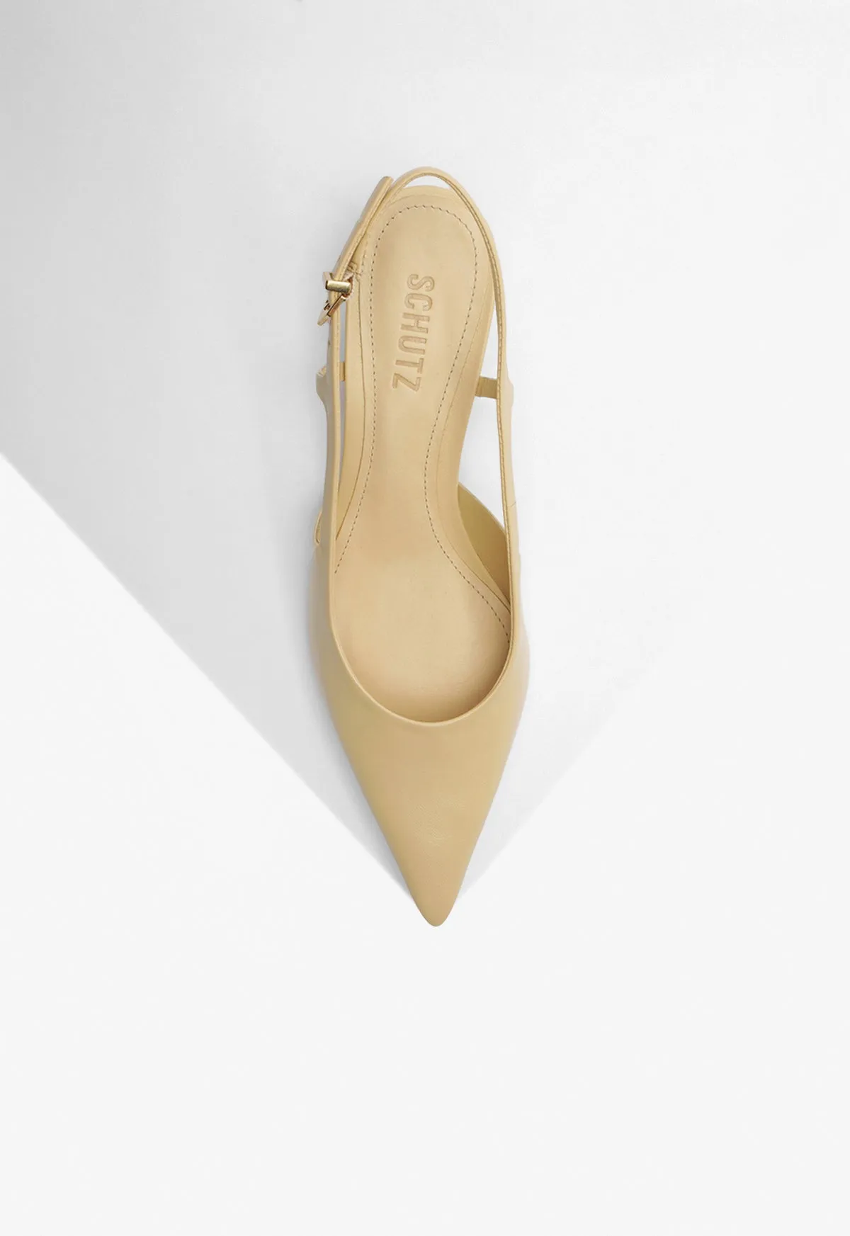 Bold Comfort Boris Kitten Leather Pump
