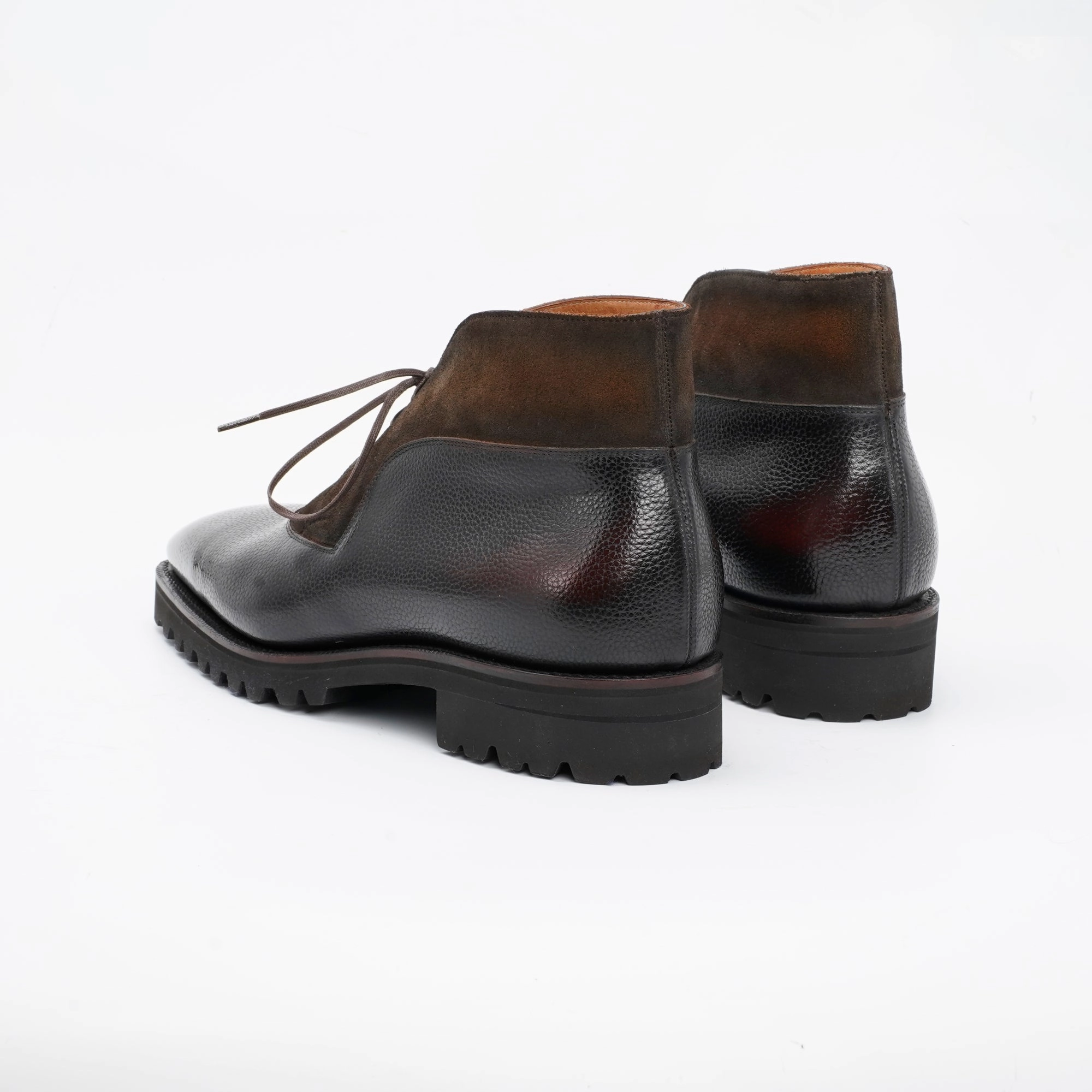 Lifestyle Rhythm Style That Adapts Boulevardier Chukka Boot - Ebony & Cognac