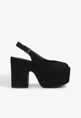 Brandi Nubuck Sandal Your Daily Vibe Flowline Fashion