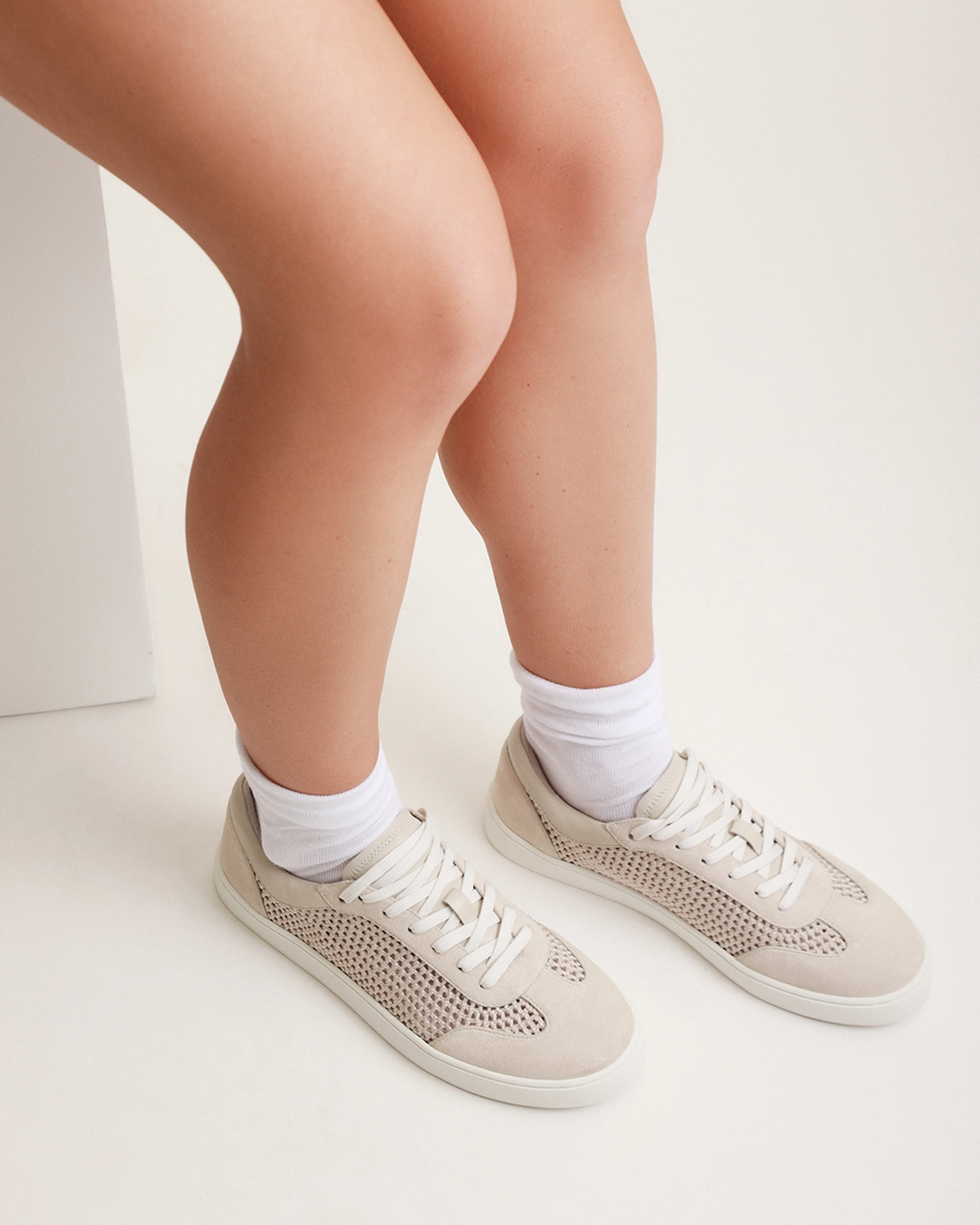 Britt Sneakers Bone Crochet Designed To Flex
