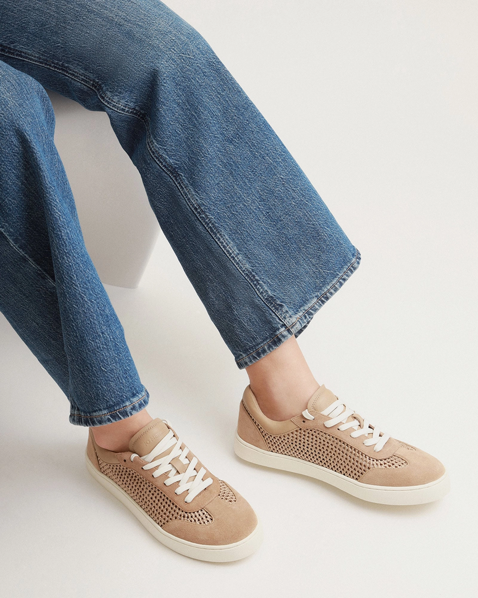 Britt Sneakers Camel Crochet Streamlined Edge