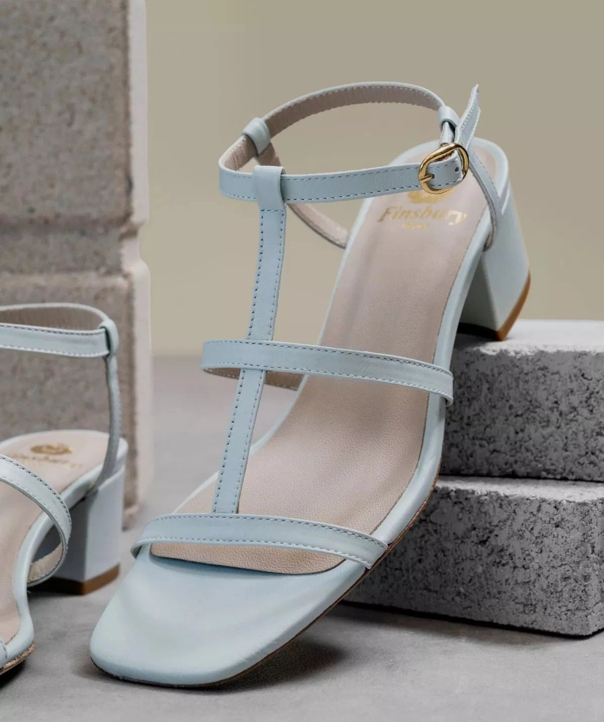 Laura Water Sandals Daily Designwear Streamlined Urban