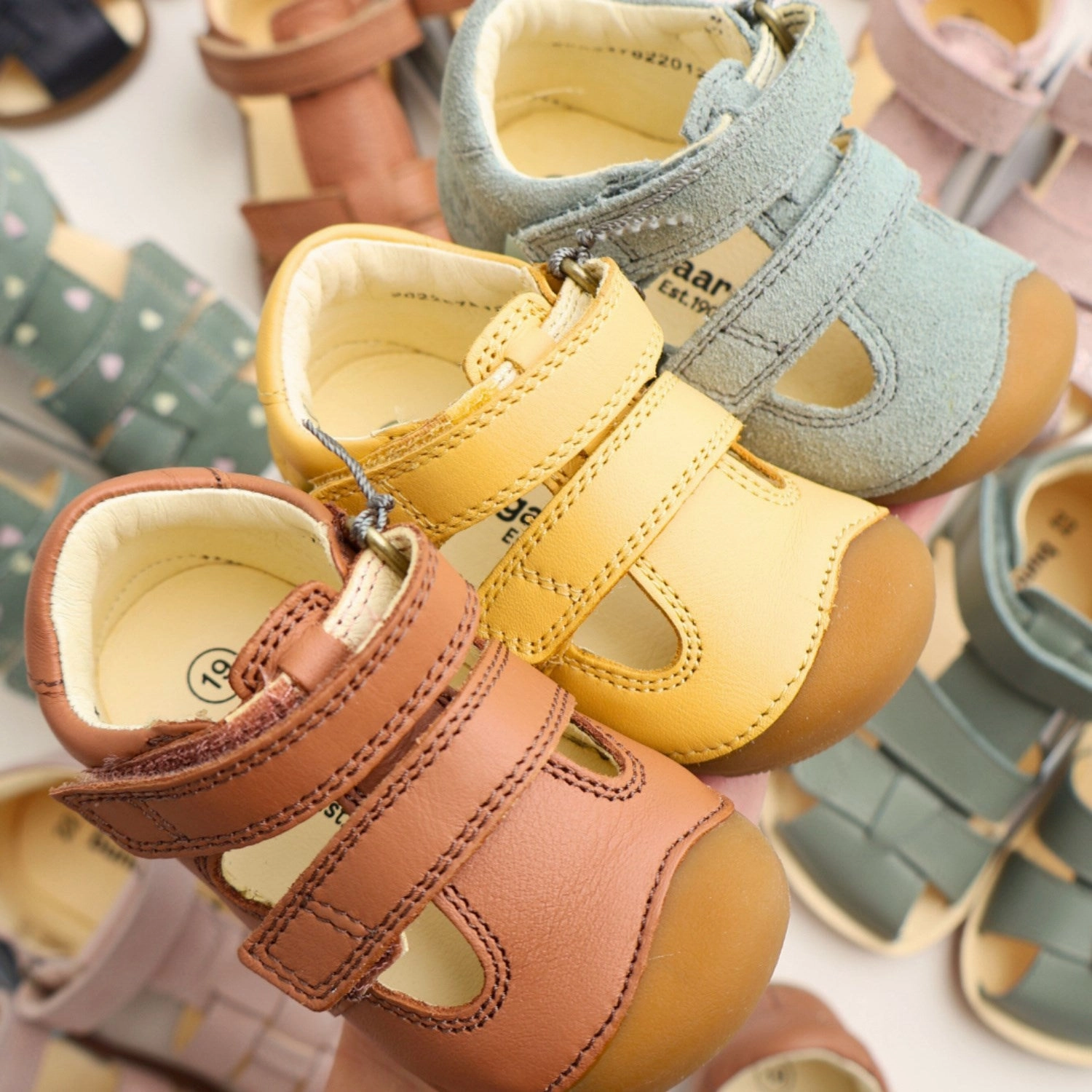 Form Meets Calm Next In Line Bundgaard Cognac Petit Summer