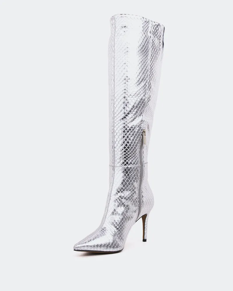 Bushra Silver Snake Motion-Elevated