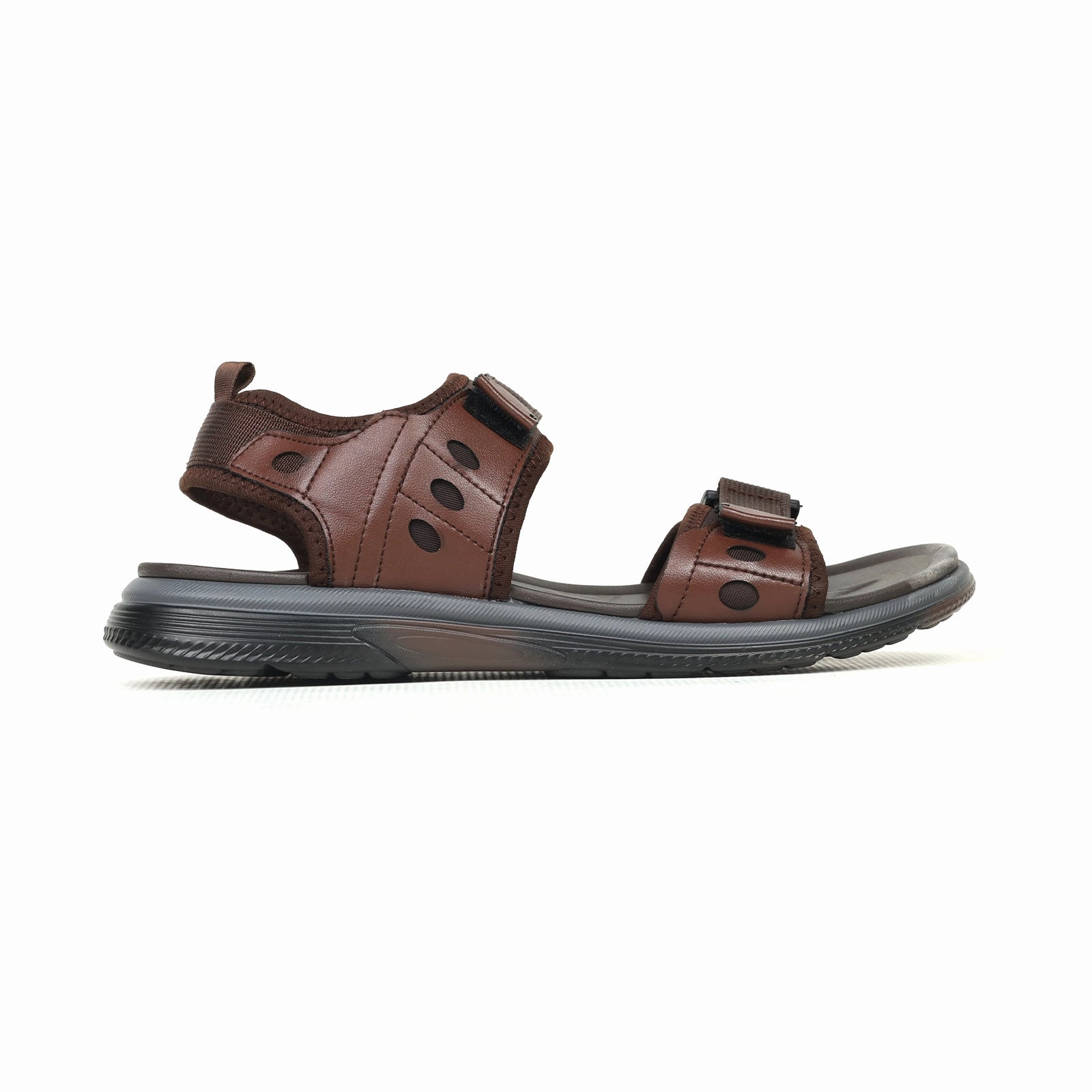 M-Lf-0400228-Sandal Style In Action