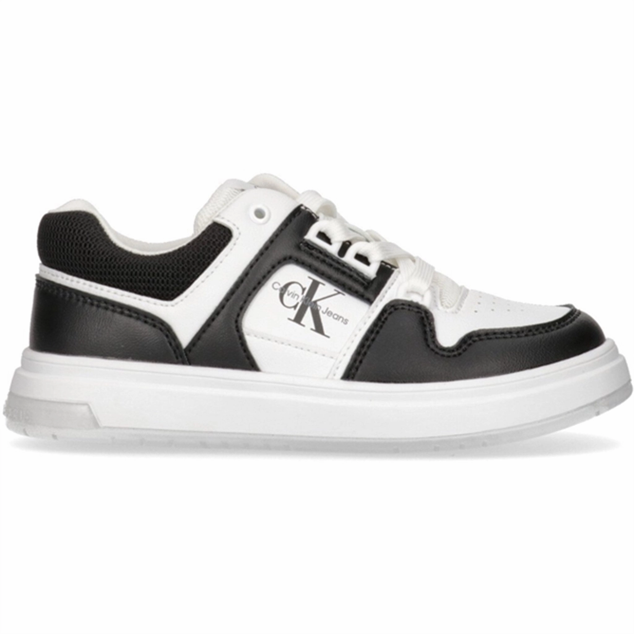 Calvin Klein Low Cut Lace-Up Sneaker Black/White Multi-Context Style Sleek Presence