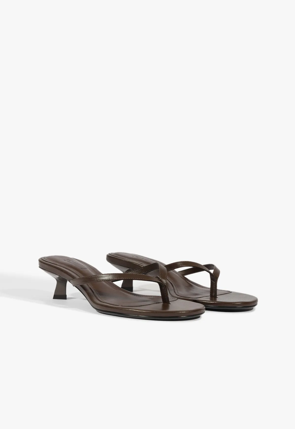 Minimal Mode Simplified Life Carolyn Leather Sandal