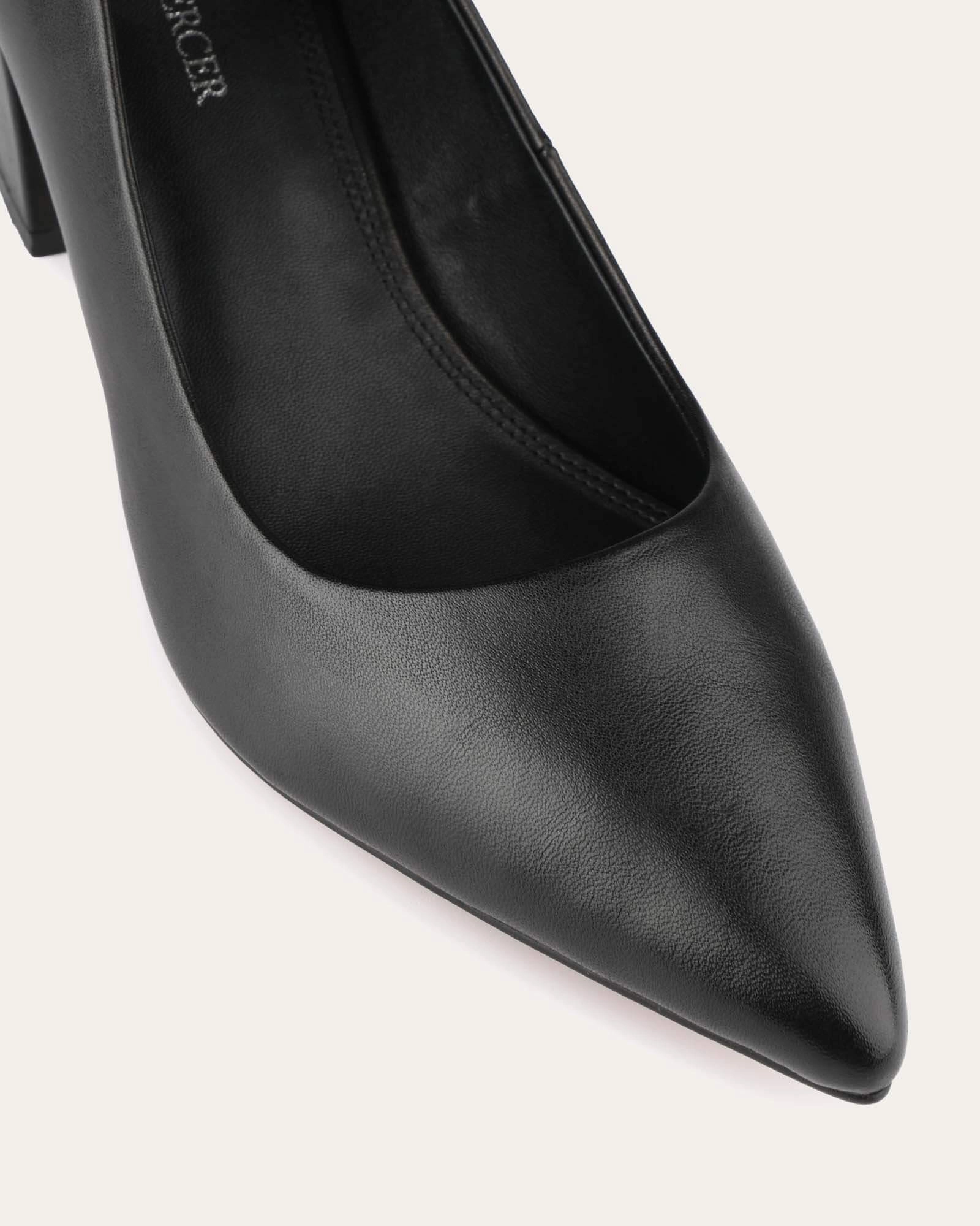 Contemporary Vibes Cool Utility Carrington Low Heels Black Leather