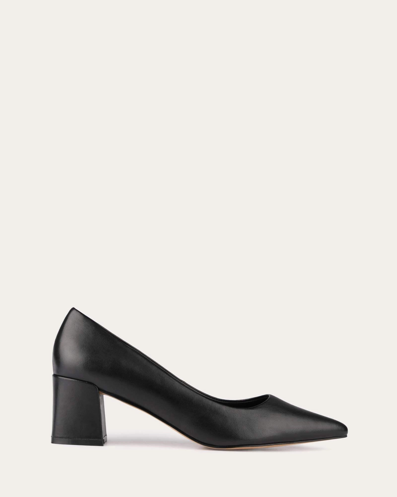 Bold Details Crafted Ease Carrington Low Heels Black Leather