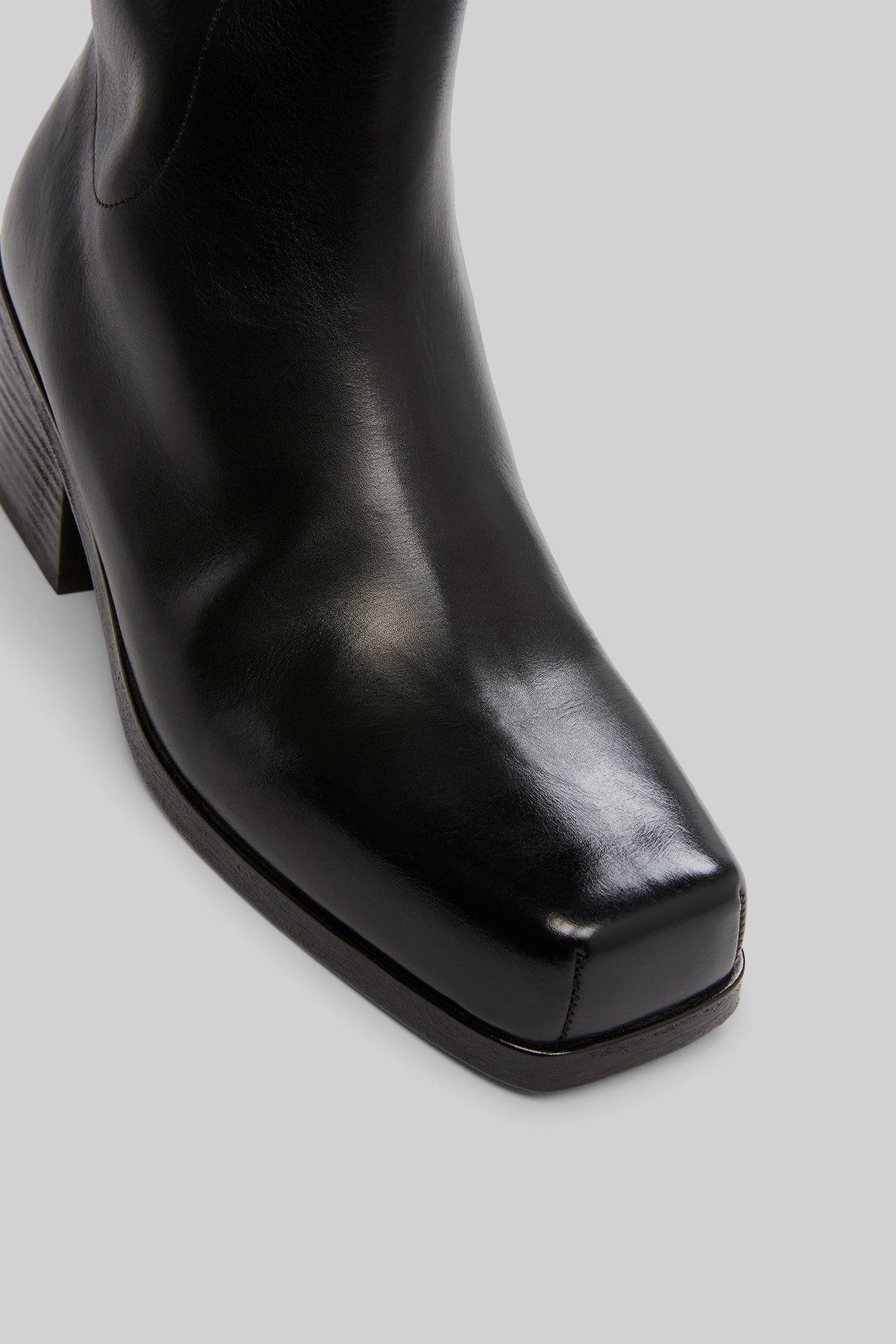 Go-Gear Layer-Easy Cassello Tronchetto Leather Ankle Boot In Black