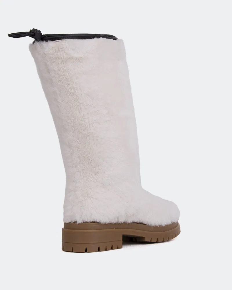 Confident Layers Chow Ice Faux Fur