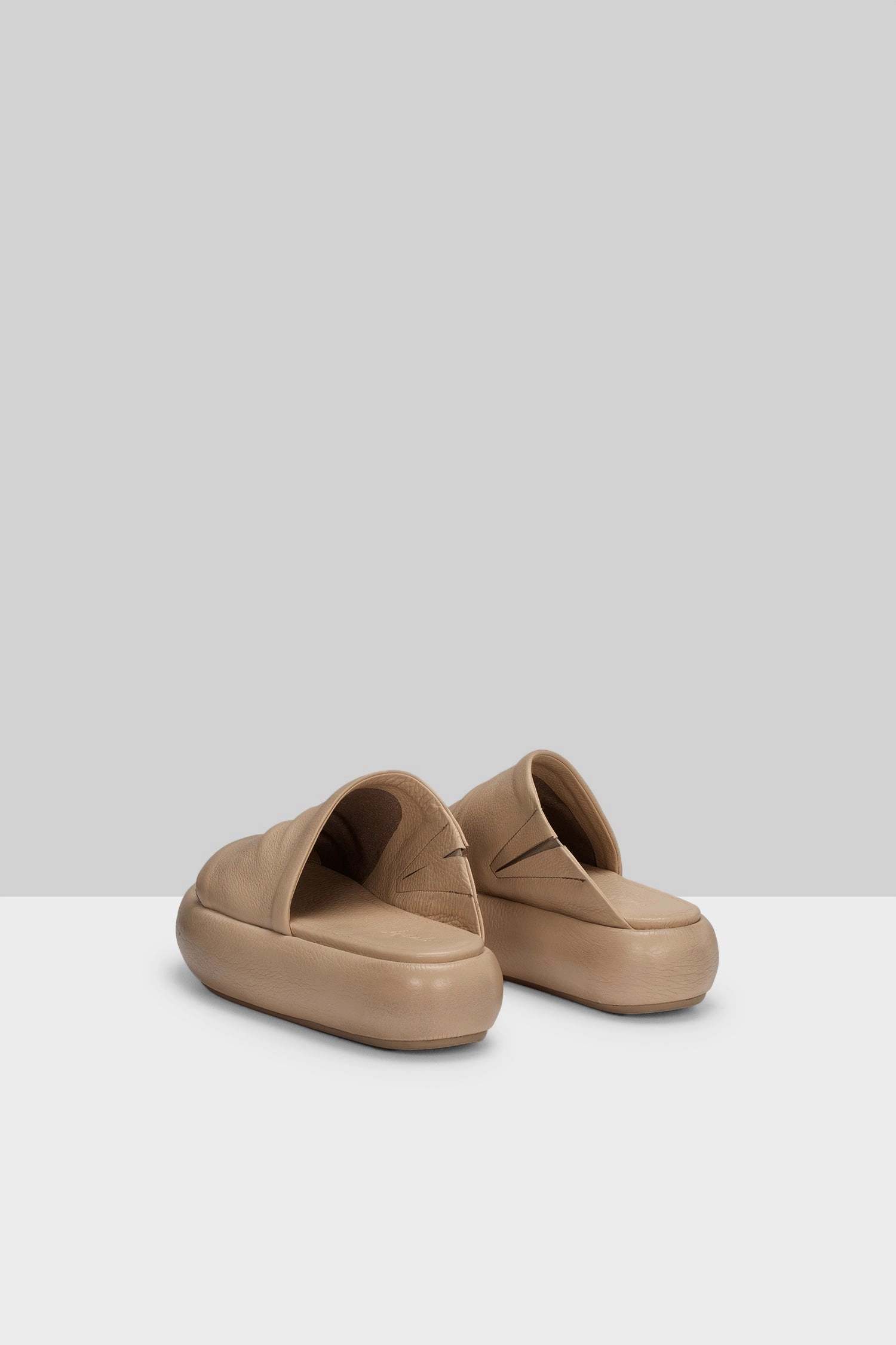 Ciambellona Leather Platform Slide In Hazelnut Street-Forward