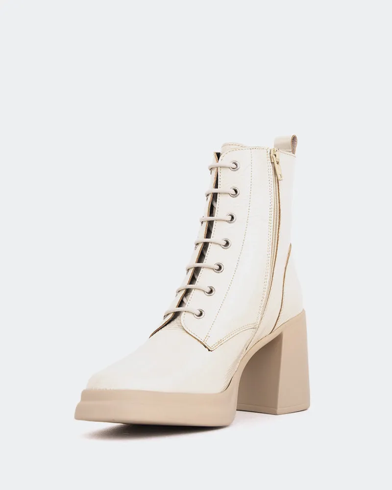 Responsive Fit Citorio Off White Naplack