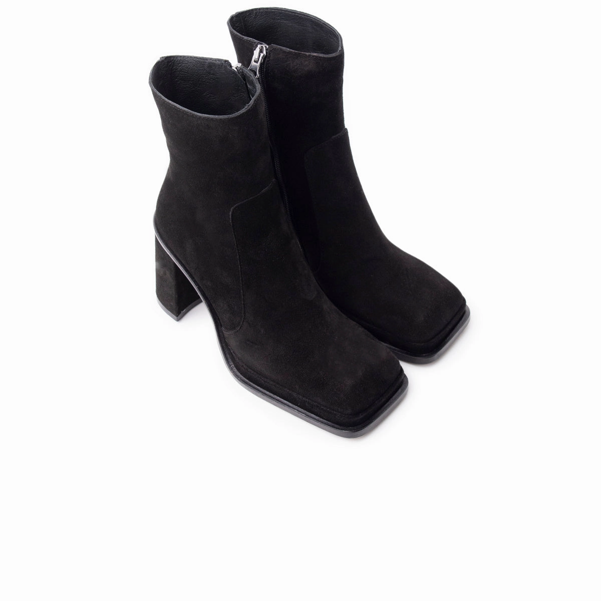 Adapt To Flow The Now Look Bowen Black Suede