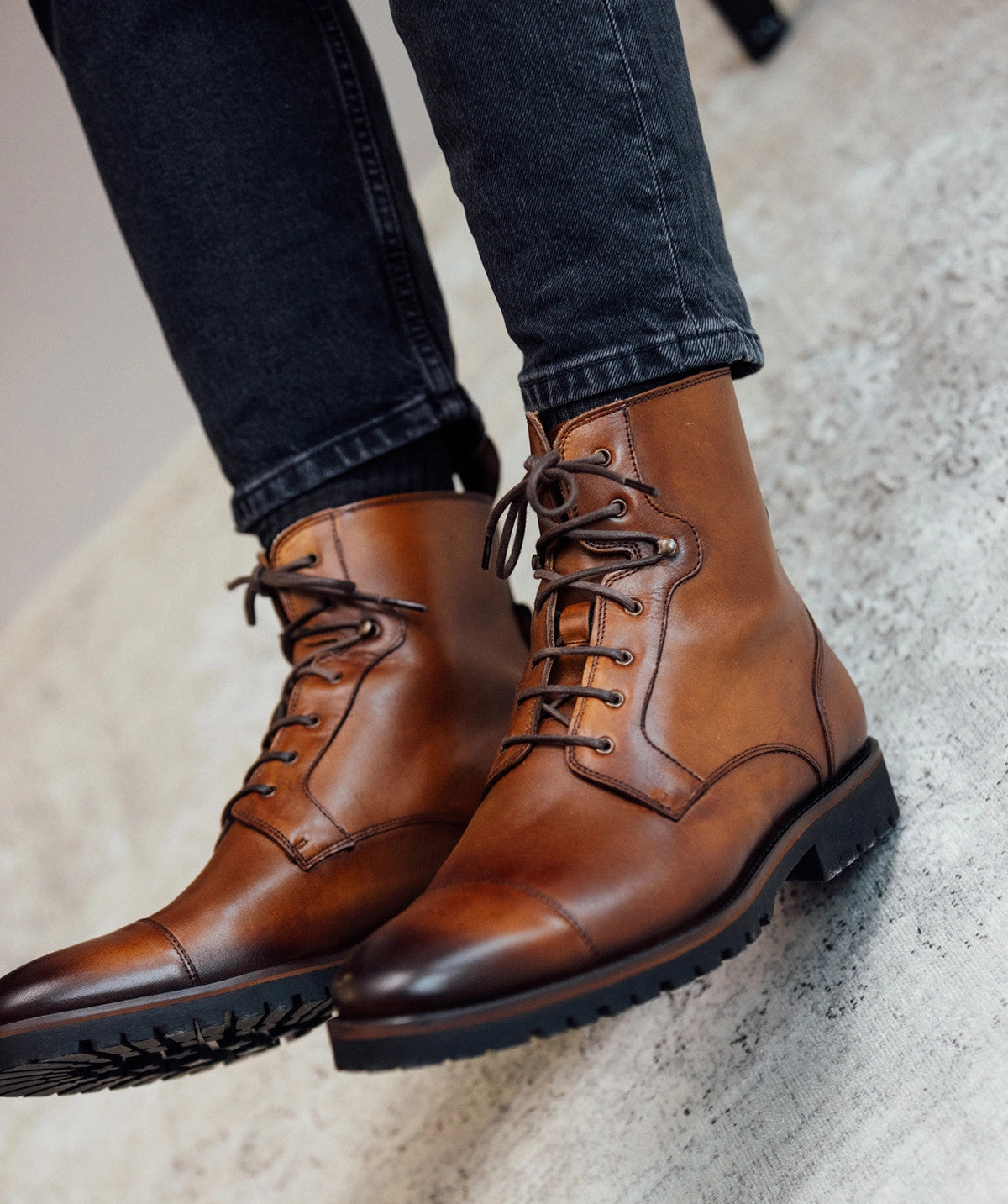 Fluid Lifestyle Your Daily Layer Powell Patina Brown Ankle Boots