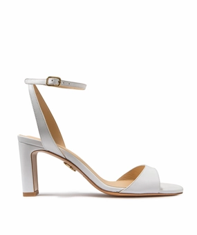 Form And Motion Streamlined Urban Claire White Sandals